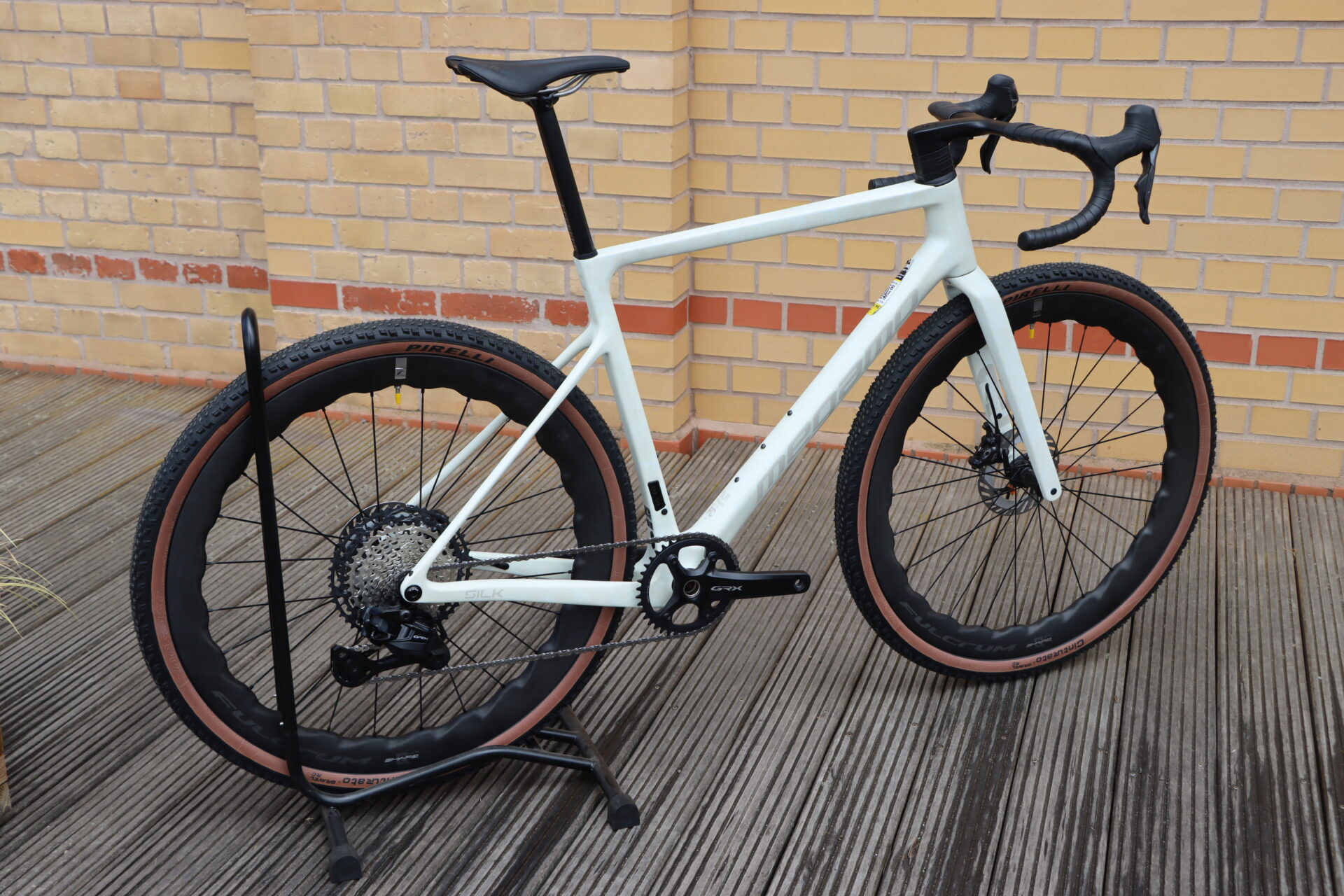 MEGAMO Silk 03 Gravelbike 2026 – Bild 5
